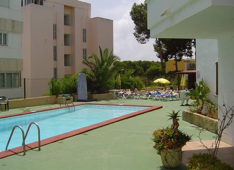Marina Apartamentos Palmanova Exteriör bild