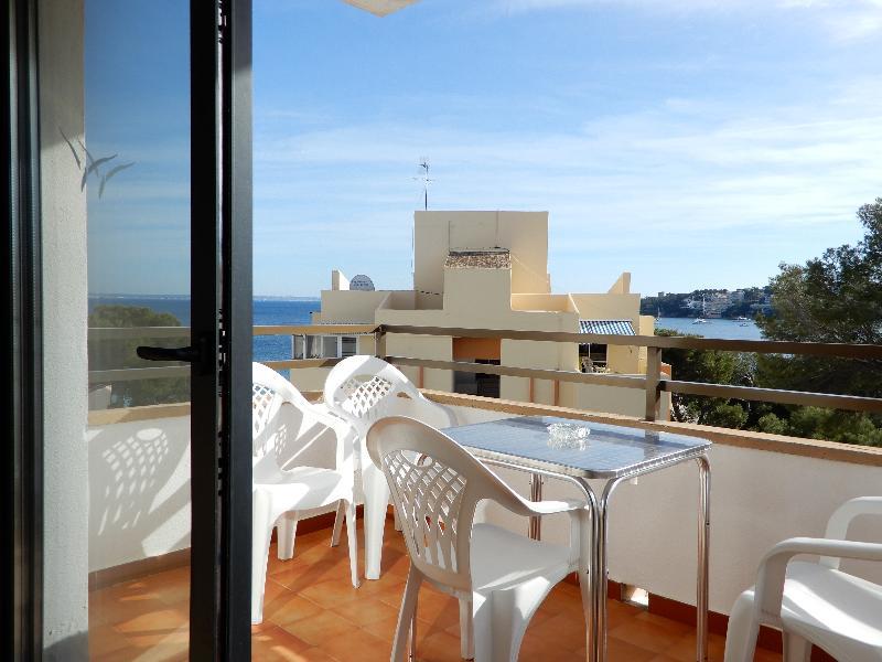 Marina Apartamentos Palmanova Exteriör bild