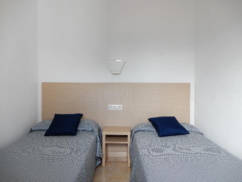 Marina Apartamentos Palmanova Exteriör bild