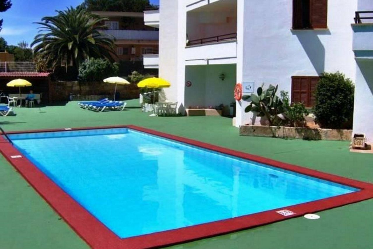 Marina Apartamentos Palmanova Exteriör bild