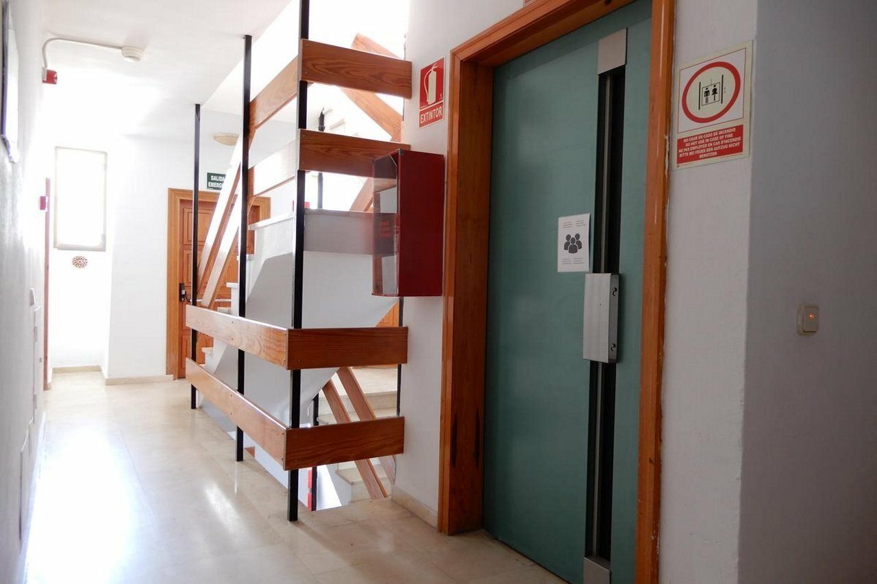 Marina Apartamentos Palmanova Exteriör bild
