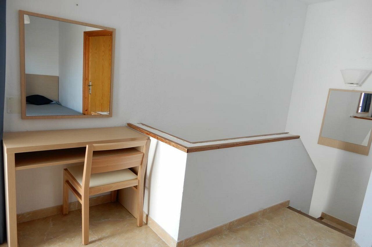 Marina Apartamentos Palmanova Exteriör bild